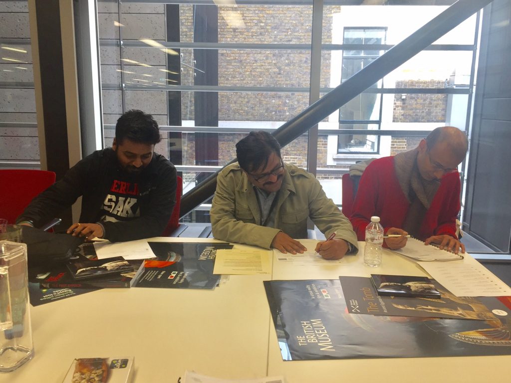 Mahesh working with ITP colleagues on an ITP plus course