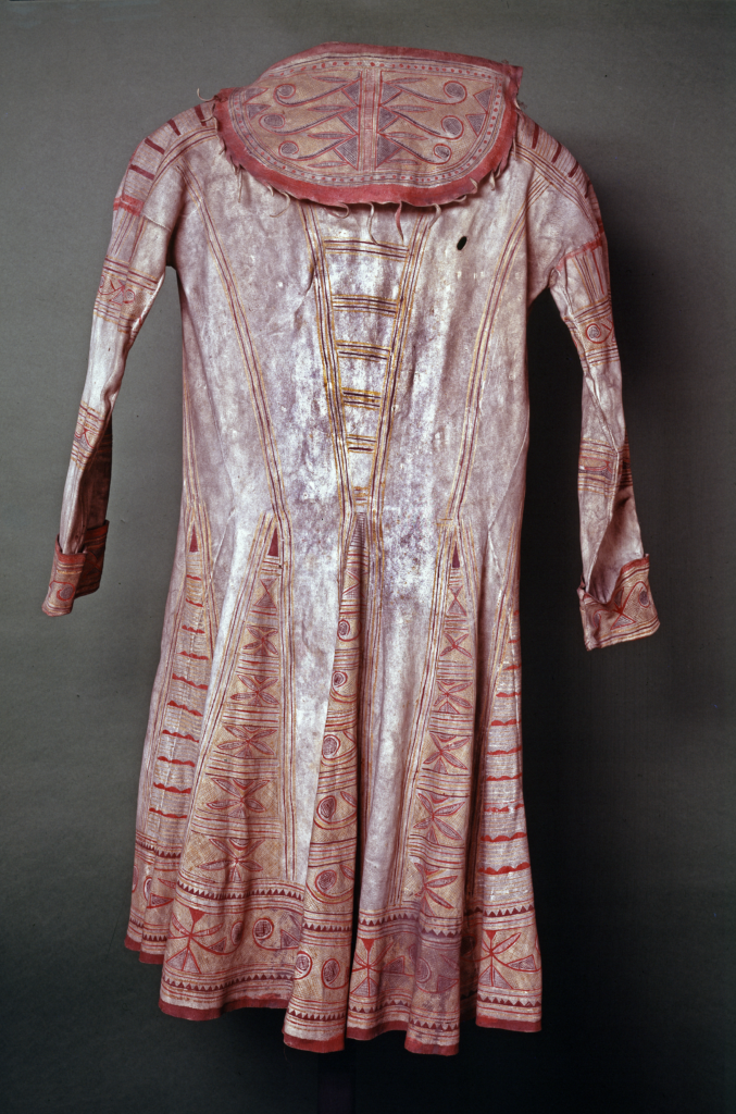 Hunting coat made of skin (deer).